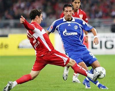 一雪前耻，活塞队因过去社媒上的诽谤而抨击 Legion Hoops.